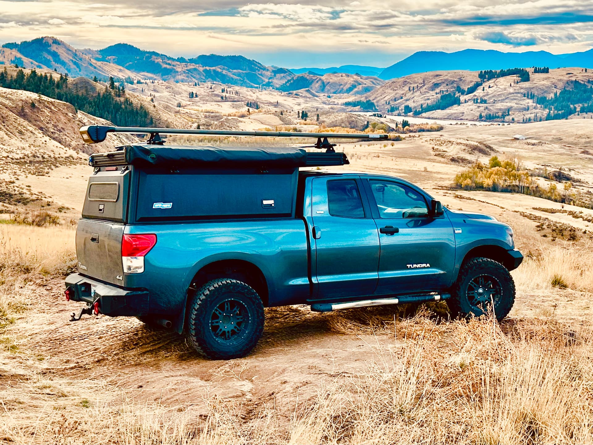 2007 Toyota Tundra Double Cab with Super Pacific X1 Camper $30,000