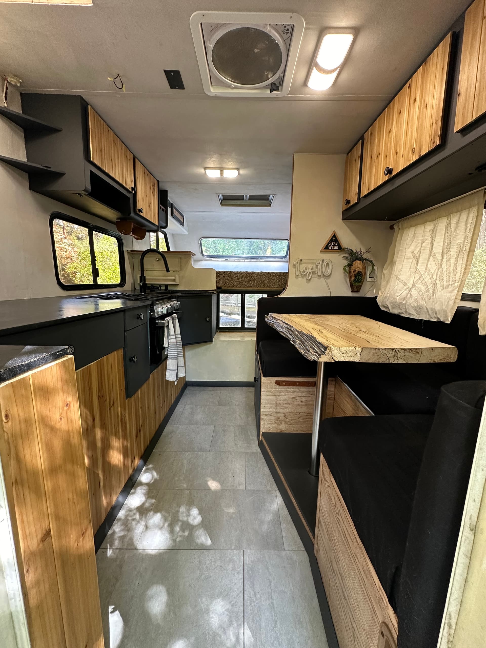 Renovated 1990 lance truck camper 