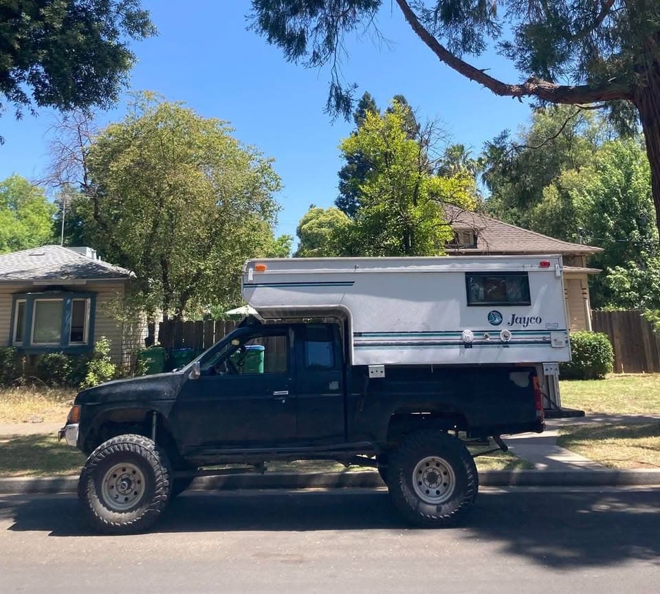 Jayco Pop Up Truck Camper for 6’ Bed Tacoma, Hardbody or Ford Ranger